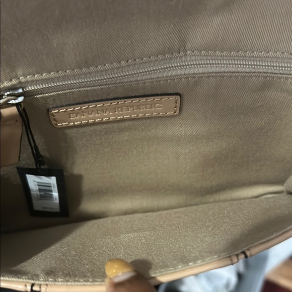 NWT Banana Republic Beige Leather Chain Shoulder Bag - Picture 4 of 6